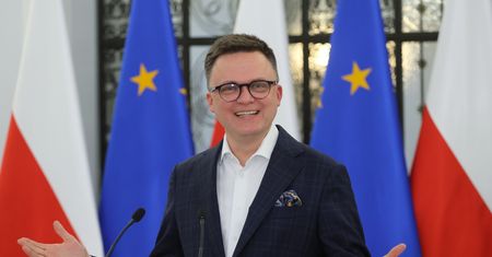 Sejmowe przedszole już działa. Hołownia znalazł ciekawe miejsce