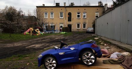 8-letni Kamilek nie żyje. Dyrektorka MOPS: Boję się o siebie i swoich pracowników
