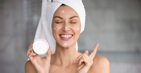 Kosmetyk 6w1? Ten produkt za grosze robi furorę w sieci
