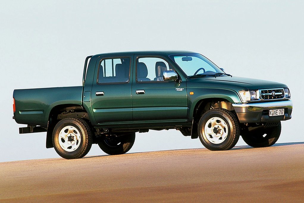Przy odrobinie szczęścia mając 30 tys. zł, kupicie taką Toyotę Hilux. Ceny są wysokie, bo auto jest najlepsze w swojej klasie.