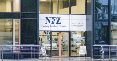 Zapytaliśmy ekonomistów, jak zasypać dziurę w NFZ. Oto wnioski