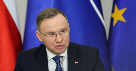 Prezydent krótko o konflikcie w NBP. "Jestem zgorszony"