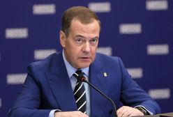 Miedwiediew grzmi po ataku dronów na Moskwę