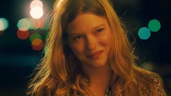 Późnym wieczorem UCZTA dla polskich widzów. Niedziela należy do tego filmu