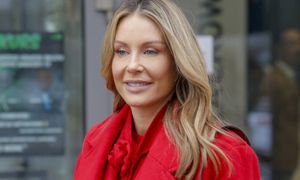 Pokazała się w butach w sam raz na zimę. Gwiazdy noszą je zamiast kozaków