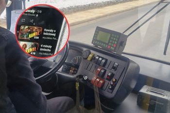 Zobaczył, co robi kierowca autobusu. Od razu chwycił za telefon
