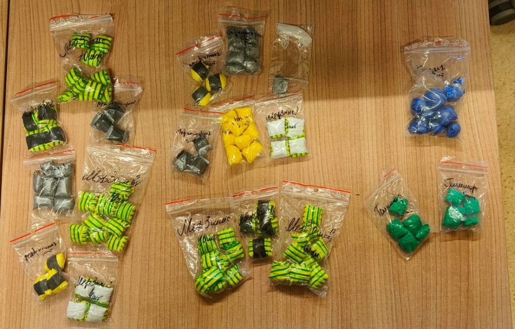 Poznań: Tymczasowy areszt dla 28-latka. Posiadał znaczną ilość narkotyków