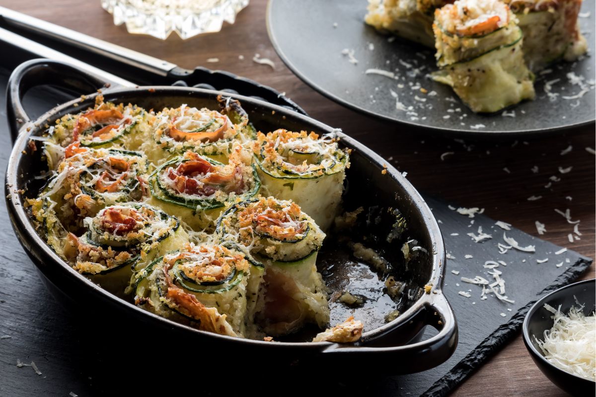 I place it on slices of courgette and roll it up. Everyone asks for the recipe for these rolls.