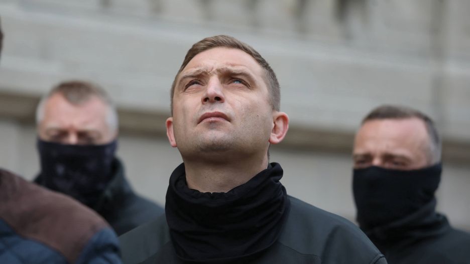 Według Roberta Bąkiewicza, uczestnicy protestów chcą zniszczyć tożsamość narodową