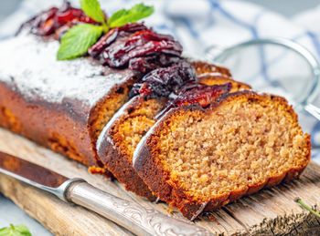 Ekspresowa babka z najzdrowszymi polskimi owocami. Śpiesz się, bo sezon niedługo się skończy