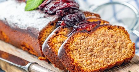 Ekspresowa babka z najzdrowszymi polskimi owocami. Śpiesz się, bo sezon niedługo się skończy