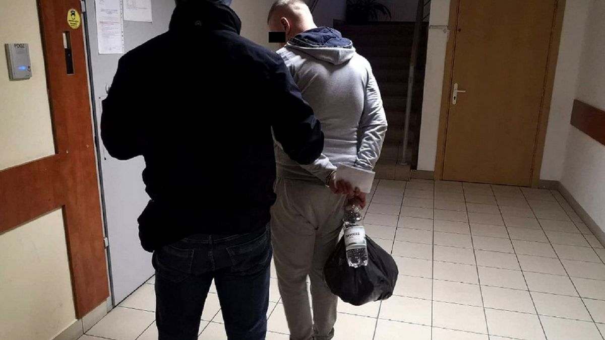 Mężczyzna został zatrzymany.