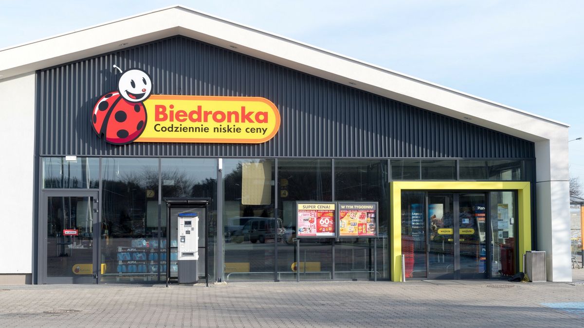 PIP skontrolowała 258 sklepów Biedronka w niedzielę niehandlową 7 sierpnia. Wszystkie były zamknięte