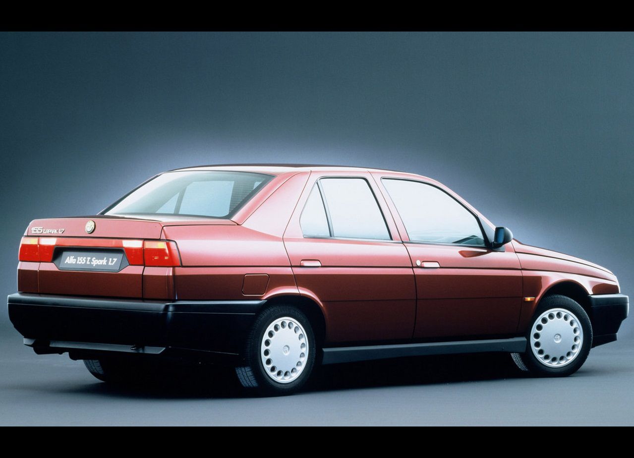 Najciekawsze modele w historii marki Alfa Romeo [galeria] 30