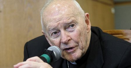 Theodore McCarrick. Watykan publikuje raport o przestępstwach, których dopuścił się były kardynał. Trzęsienie ziemi dla Kościoła