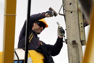 Kryzys w energetyce. OZE stanęły. "Do tego grozi nam widmo rosyjskiego szantażu"