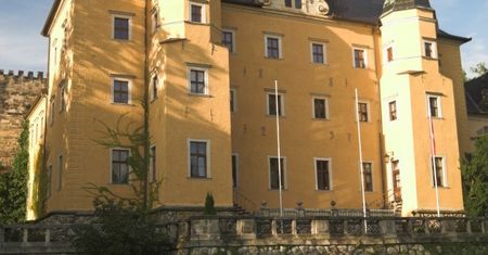 Kliczków. Zamek. Turnieje rycerskie