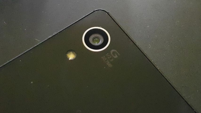 Xperia Z4 pozuje do zdjęć