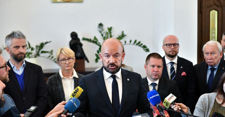 Pora na zaciskanie pasa. Oszczędzanie prądu będzie musiało wejść nam w krew