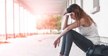 Na randce wyszedł do toalety i wysłał SMS. Dziewczynę zwaliło z nóg