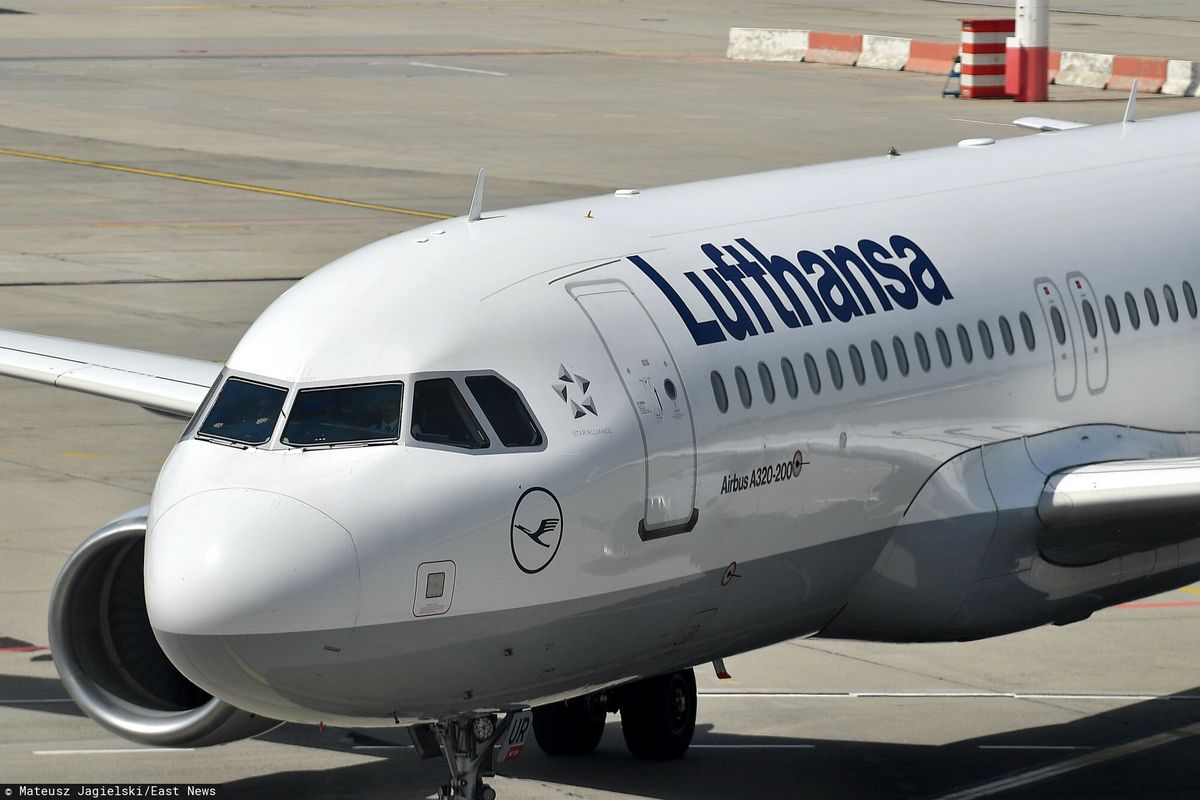 Lufthansa zawiesiła połączenia lotnicze z Kijowem i Odessą 