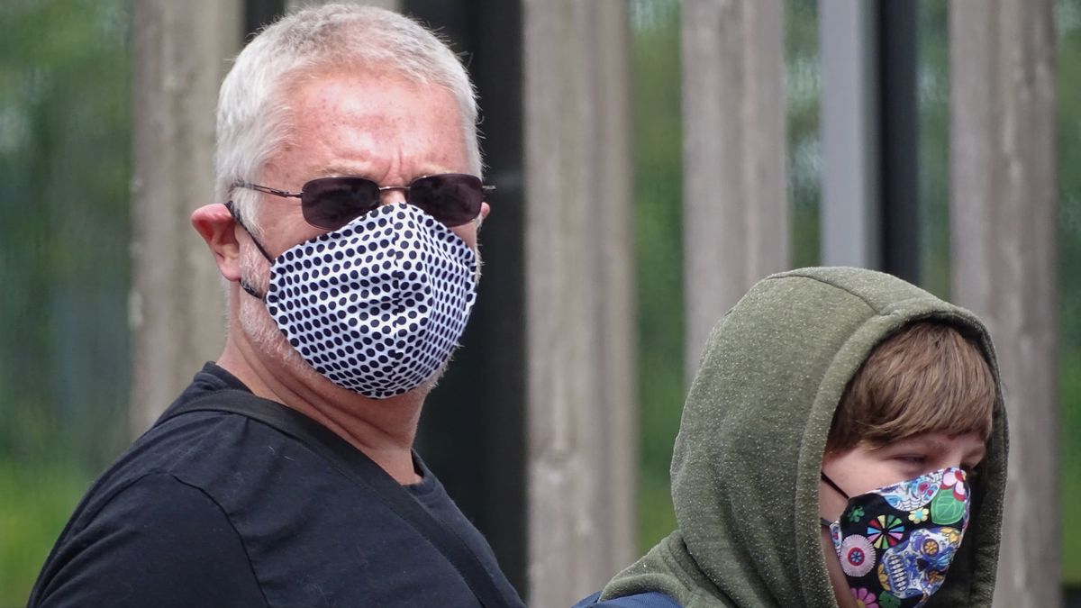 Jedziesz na wakacje za granicę? Nie zapomnij o maseczkach 