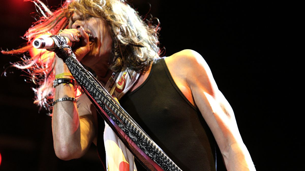 Steven Tyler: “odłóżcie telefony i oglądajcie koncert do ch...ry!” 1