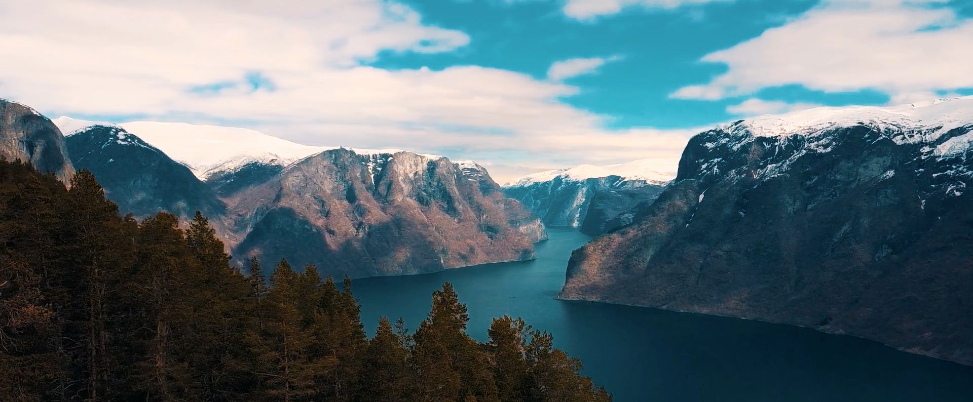 Jak sprawdził się dron DJI Mavic Pro na norweskim fiordzie? 1