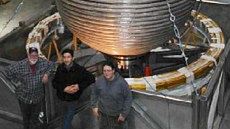 Miniaturowy model Ziemi do badań pola magnetycznego 1