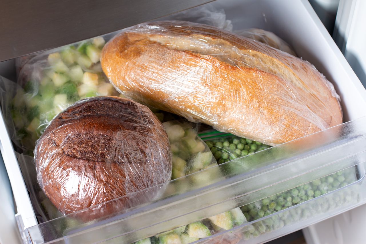 How to freeze bread for maximum freshness: Expert tips