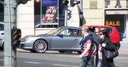 Kammel dalej śmiga w porsche... (ZDJĘCIA)