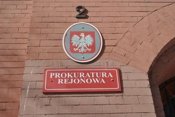 Policjanci z pow. karkonoskiego z zarzutami. Ujawniali informacje
