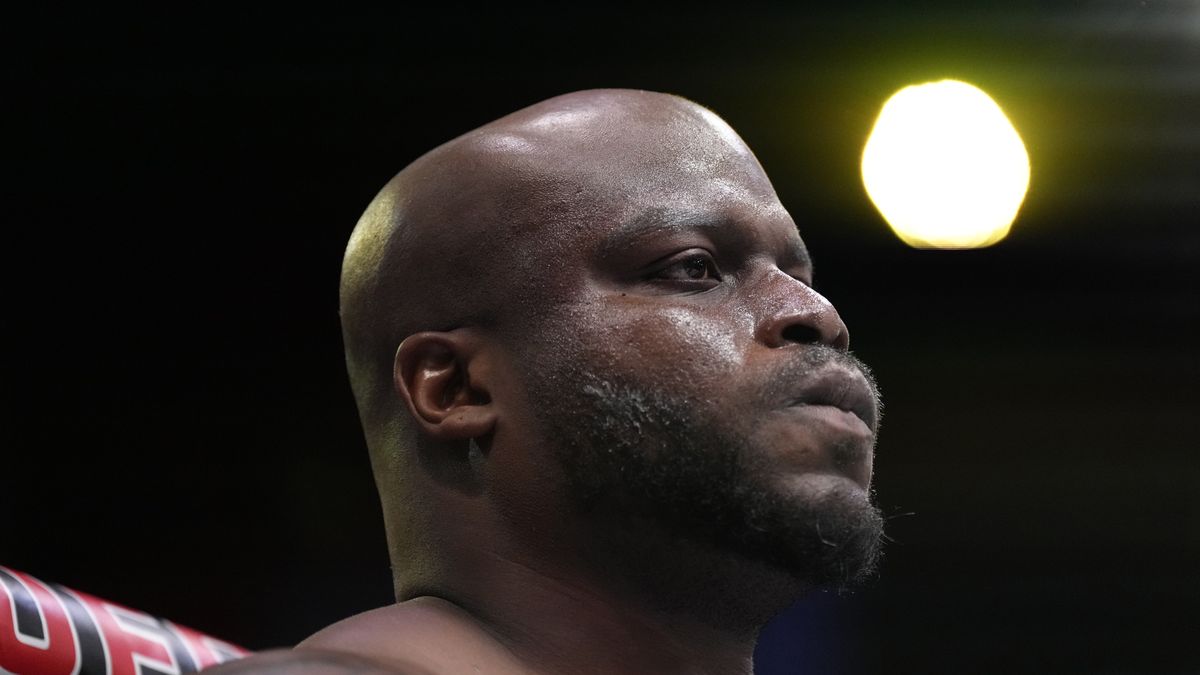 LAS VEGAS, NEVADA - FEBRUARY 04: Derrick Lewis prepares to fight Serghei Spivac of Moldova in a heavyweight fight during the UFC Fight Night event at UFC APEX on February 04, 2023 in Las Vegas, Nevada. (Photo by Jeff Bottari/Zuffa LLC via Getty Images)