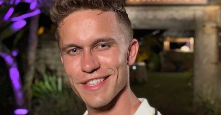 Łukasz "lepkie rączki" wyleciał z programu TVN. Widzowie oburzeni