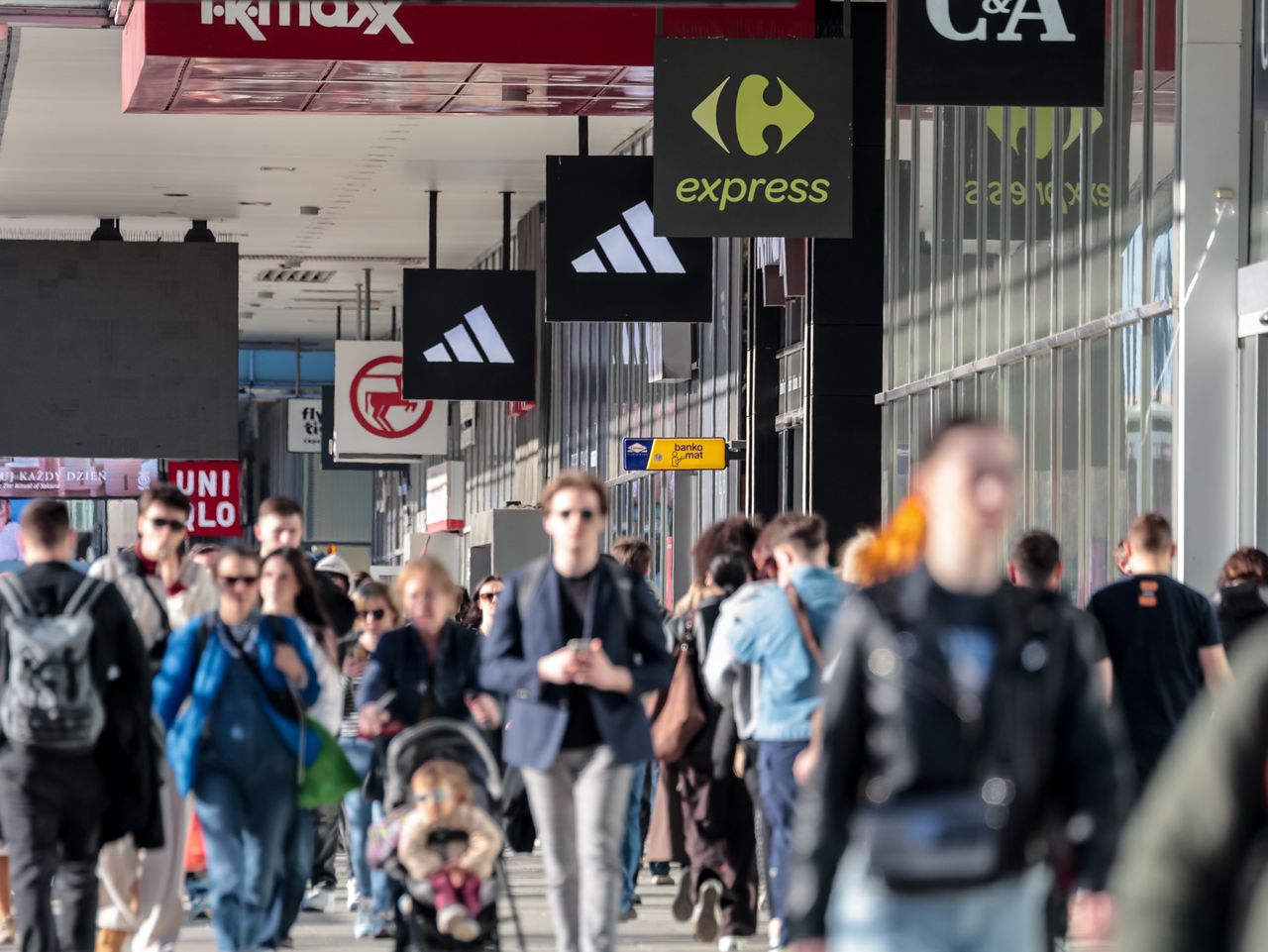 Poprawa nastrojów konsumenckich we wrześniu 2025 roku