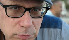 Konrad Szołajski zbiera w internecie pieniądze na film o mowie nienawiści. „Szansa na standardowe wsparcie jest żadna”