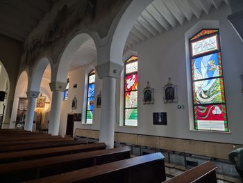 Głogów: Nowe witraże i okna w głogowskim klasztorze św. Klemensa