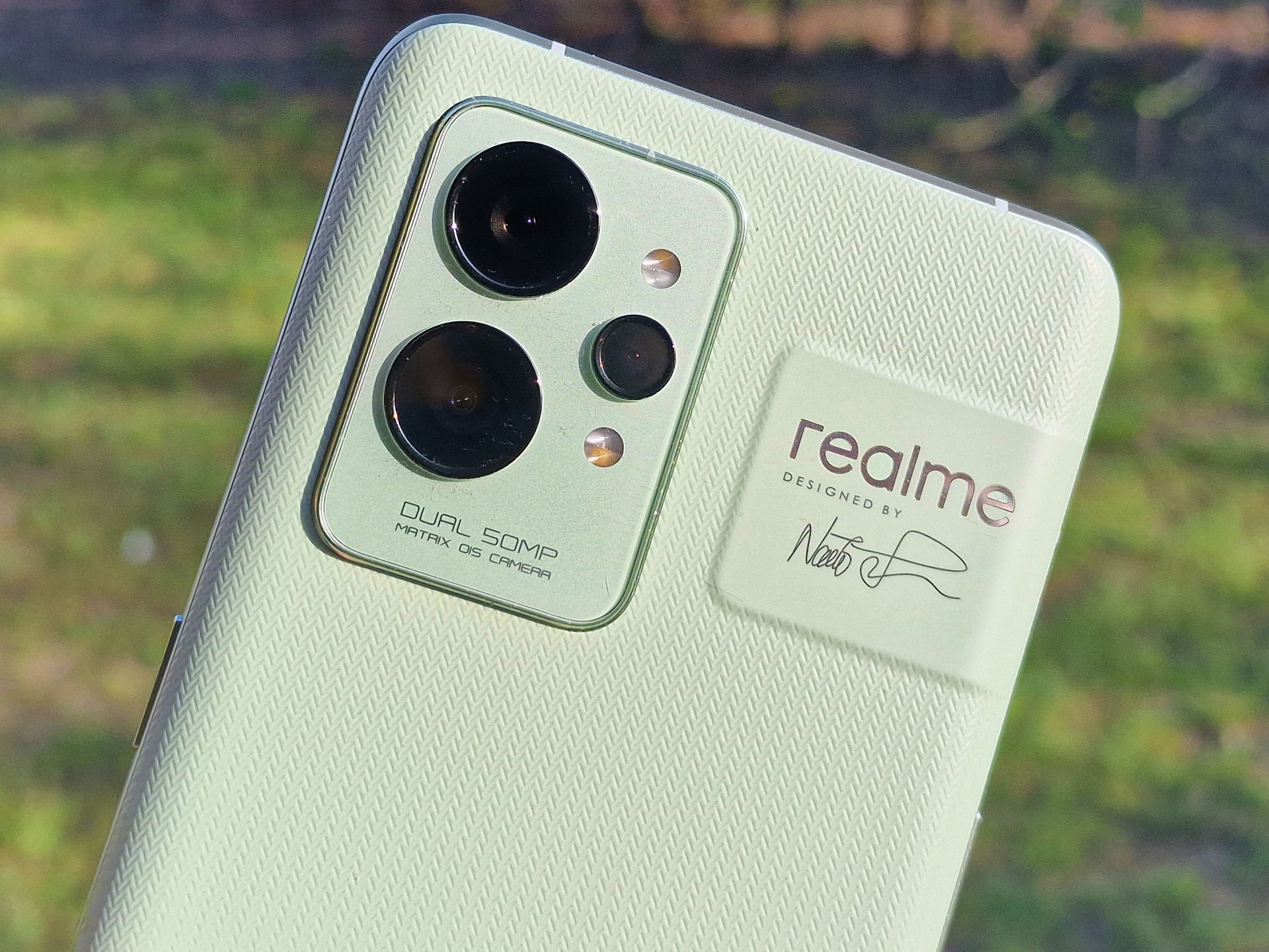 Wreszcie smartfon, który się wyróżnia. realme GT 2 Pro robi to, czego inne nie potrafią 20