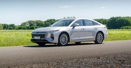 Pierwsza jazda: Bestune B70 1.5 TSI - chińska klasa średnia, kiedy nie stać cię na Passata