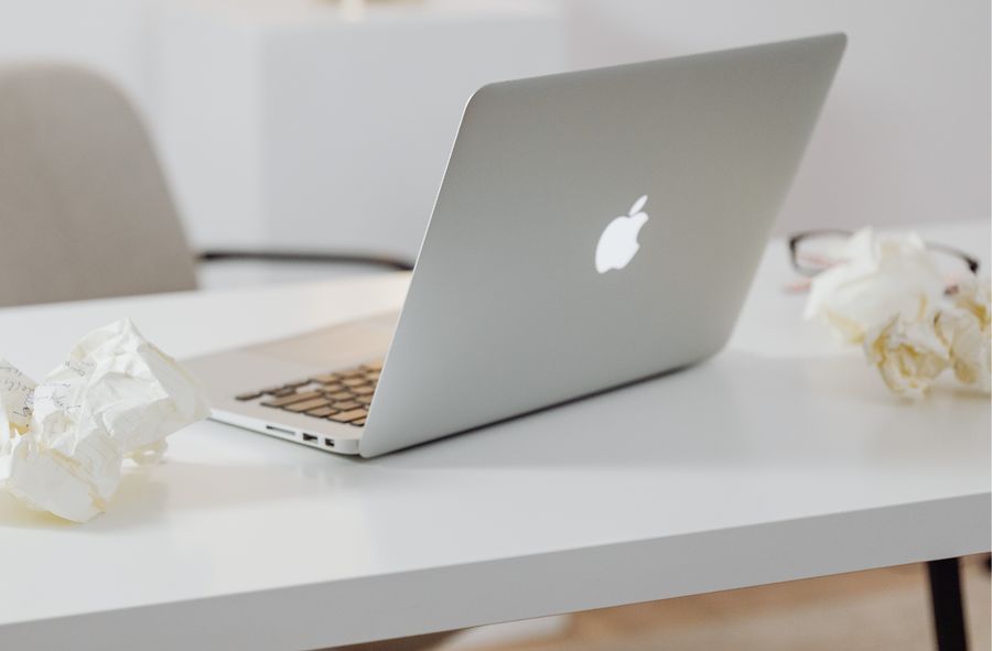 Nowy MacBook