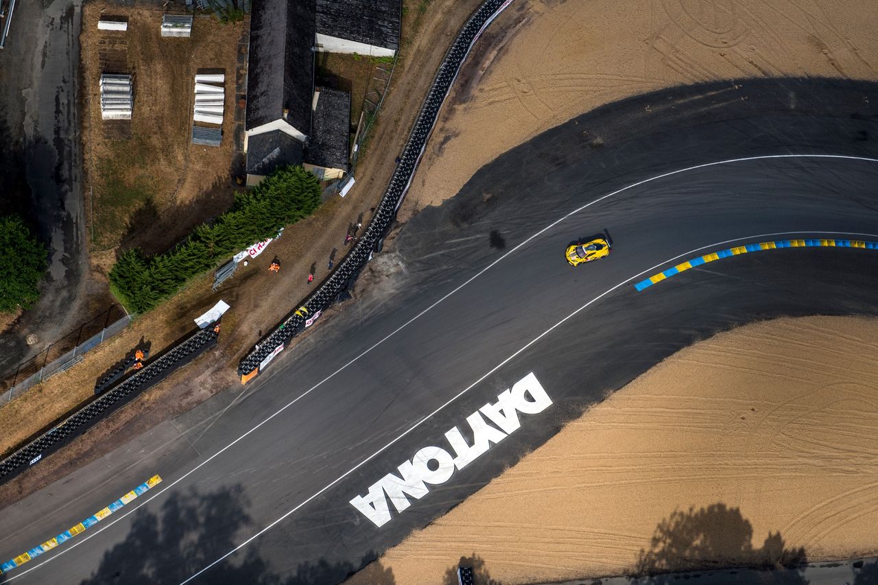 24h Le Mans 2023 widziane ze sterowca Goodyear Blimp