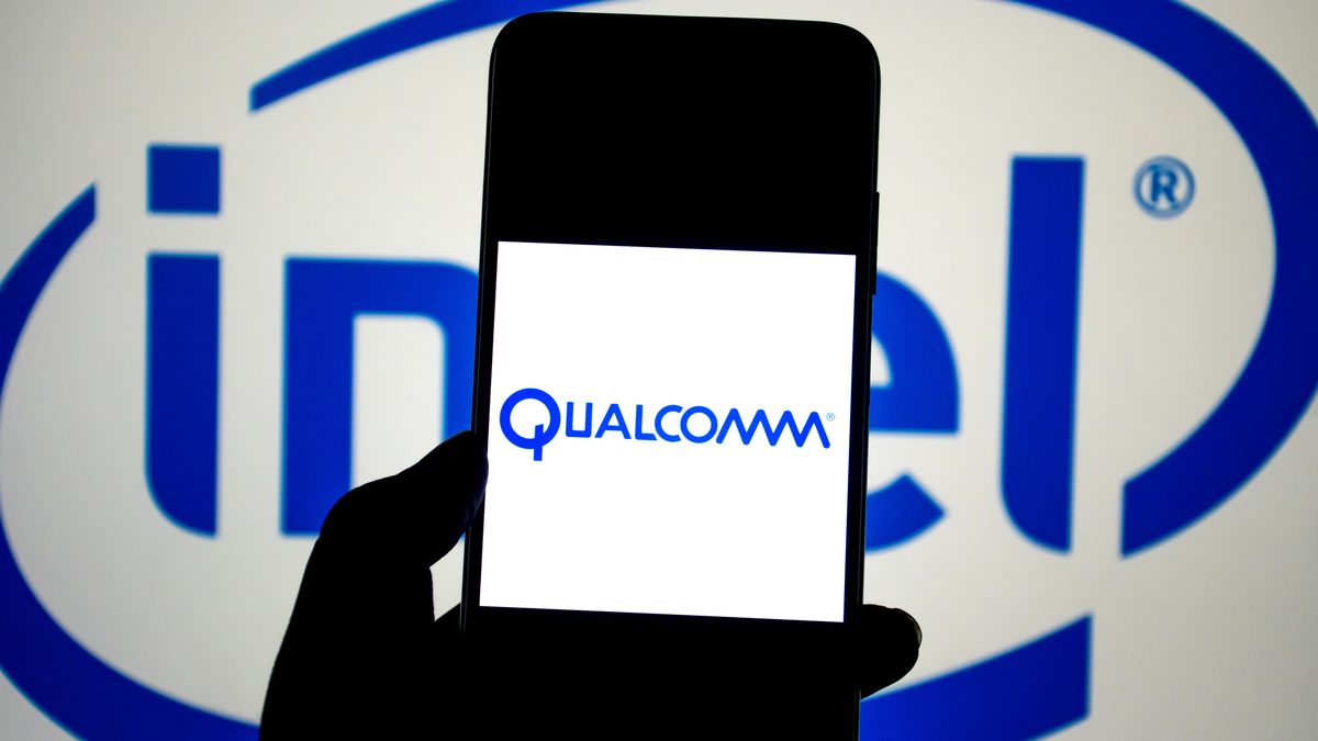 INDIA - 2024/09/12: In this photo illustration, an Qualcomm logo seen displayed on a smartphone with an Intel Logo in the background. (Photo Illustration by Avishek Das/SOPA Images/LightRocket via Getty Images)