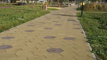 Jedno mycie kostki może przedłużyć jej życie o lata. Nie zaniedbuj tego