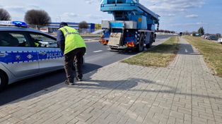 Lublin: Zderzenie ciężarówki z dźwigiem. Jeden z kierowców był pijany