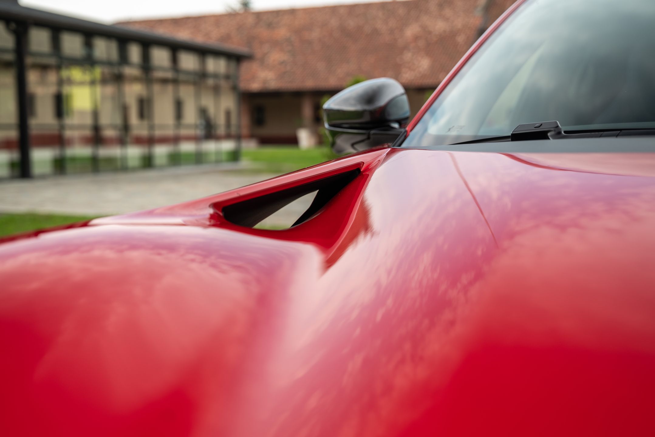 Ferrari Purosangue Handling Speciale