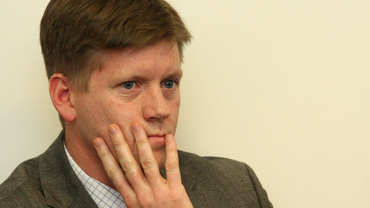 Henry McGovern to amerykański biznesmen i twórca Amrestu - firmy zarządzającej restauracjami KFC, Burger King, Pizza Hut czy Starbucks w regionie