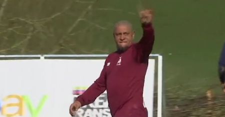 Roberto Carlos wrócił na boisko. Efektowny powrót brazylijskiej legendy