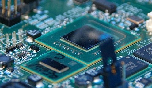 Intel Atom 2.0GHz - 2,4W! 1