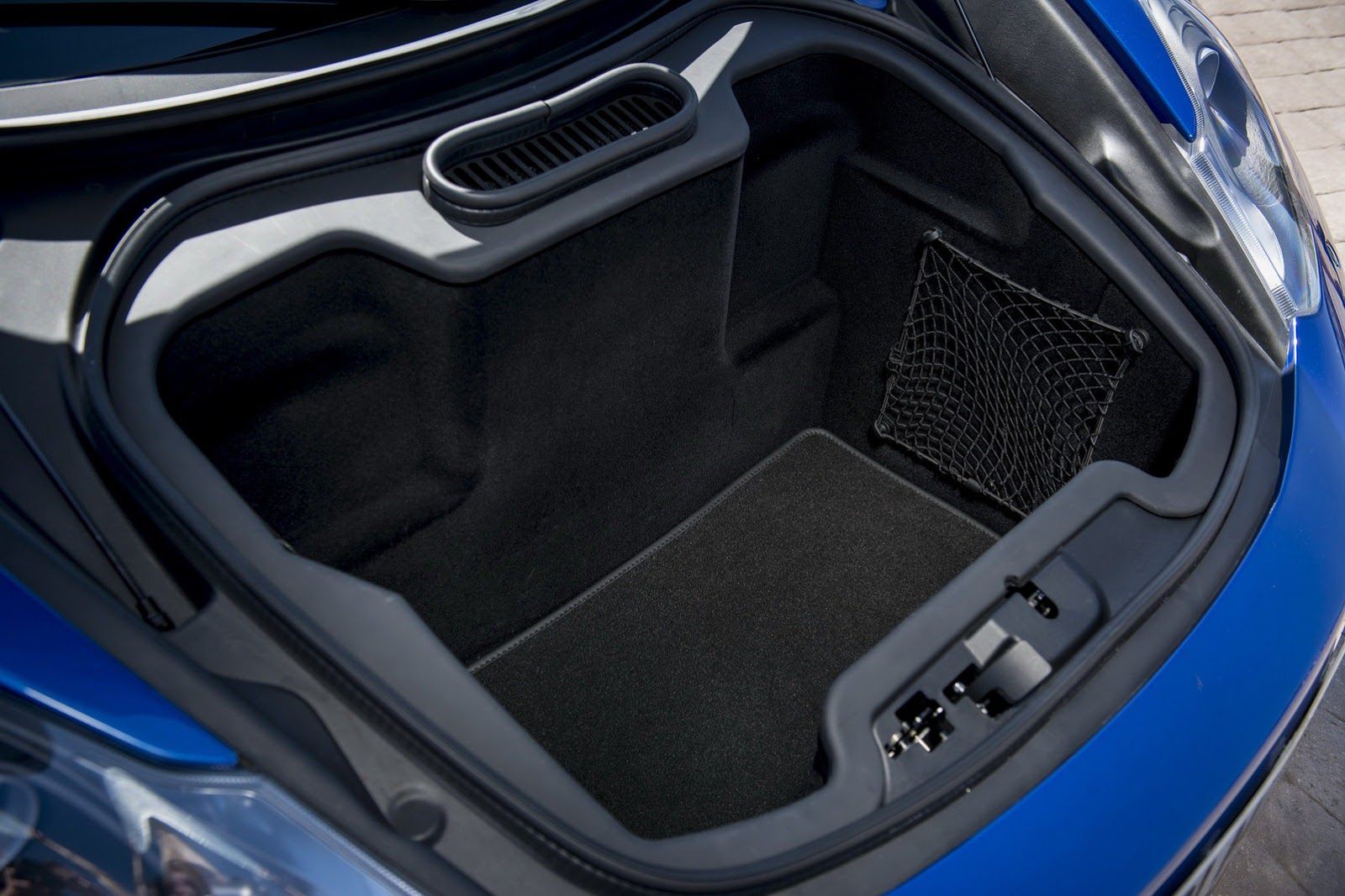 McLaren MP4-12C Spider - obszerna galeria prosto od producenta 17