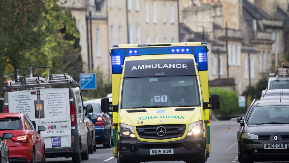 Koronawirus. Wielka Brytania. Autobusy zostaną przerobione na kartki